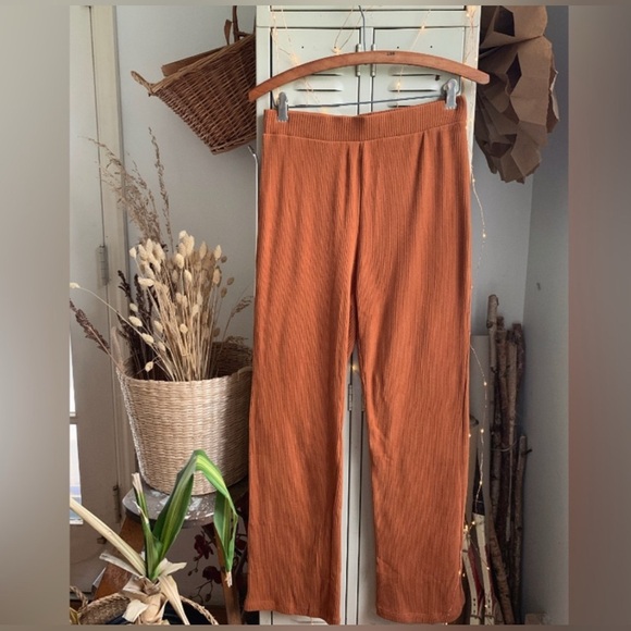 Cozy Ribbed Set - Picture 3 of 7